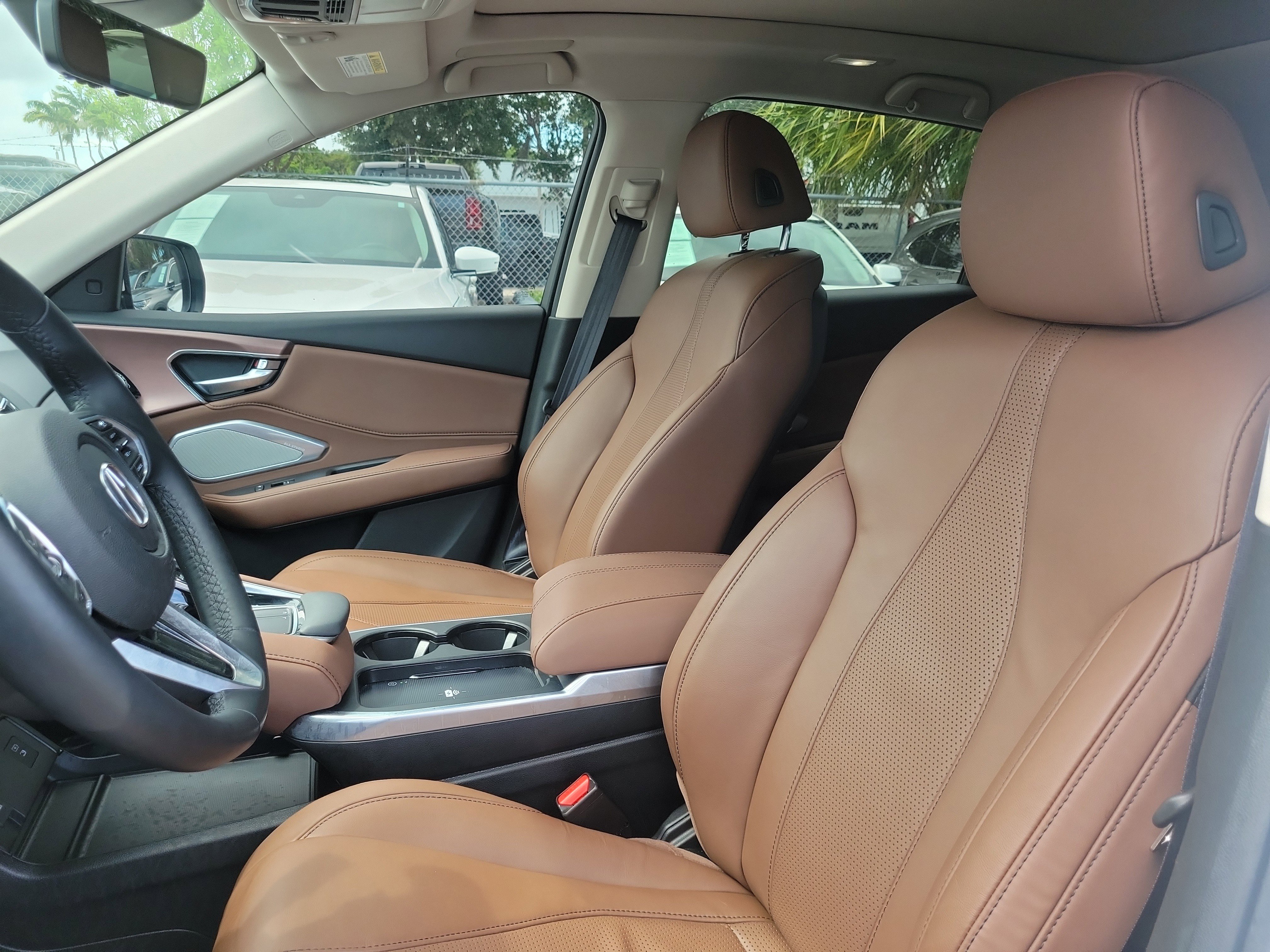 Used 2025 Platinum White Pearl Acura Technology Package SH-AWD image 20