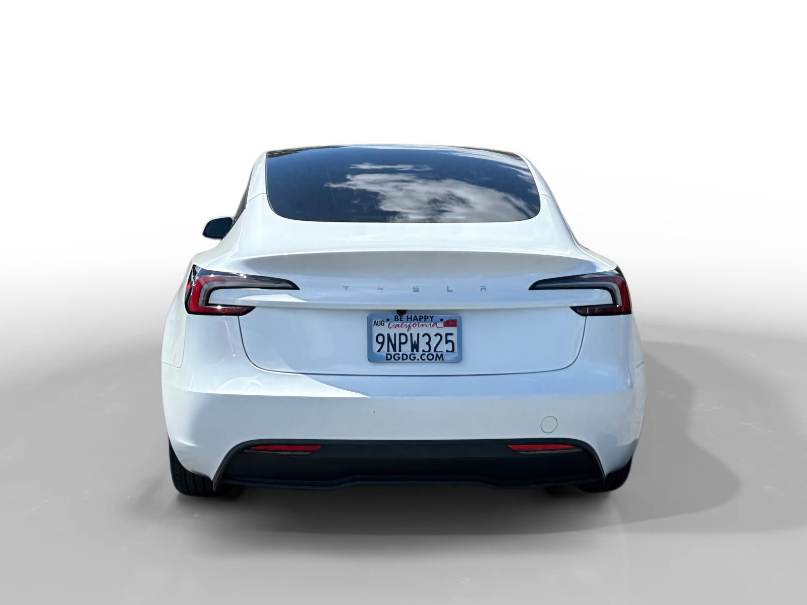 Used 2024 Pearl White Multi-Coat Tesla Base image 4