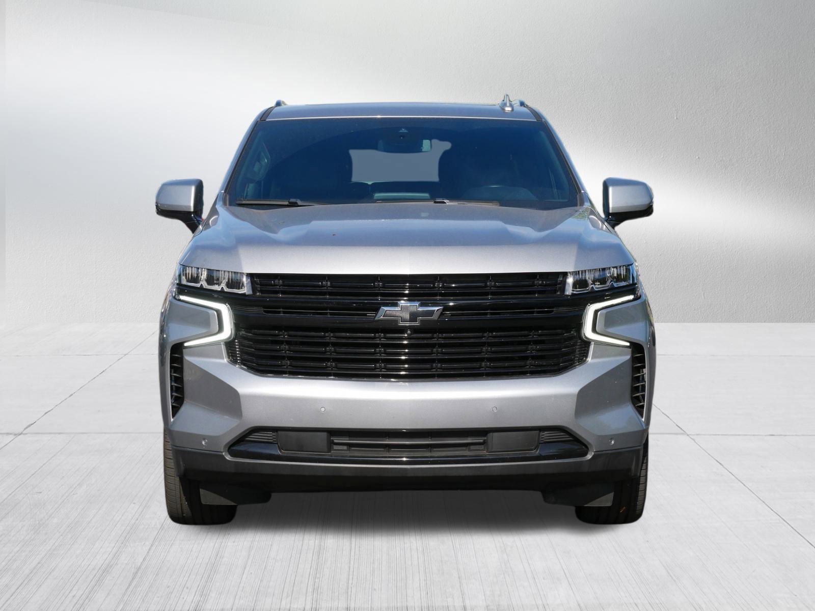 Used 2023 Chevrolet Suburban RST with VIN 1GNSKEKD1PR328833 for sale in Minneapolis, Minnesota