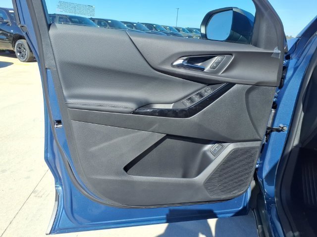 New 2027 Lakeshore Blue Metallic Chevrolet LT image 10
