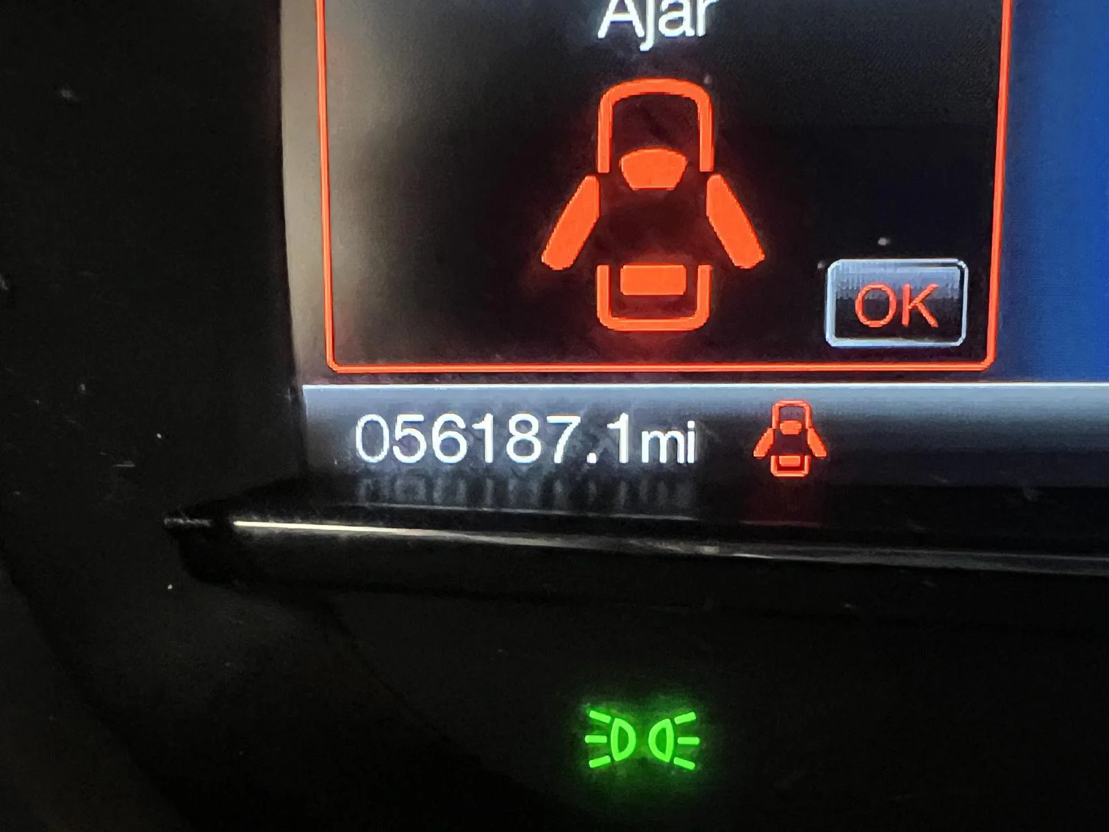 Used 2017 Shadow Black Ford XLT image 18