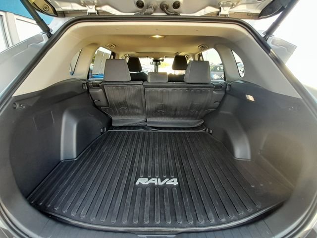 2024 Toyota RAV4 XLE - Photo 50