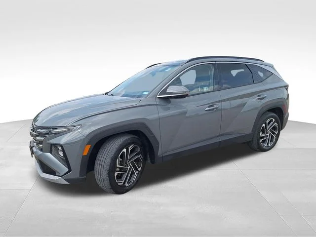 Used 2025 Gray Hyundai Limited image 3