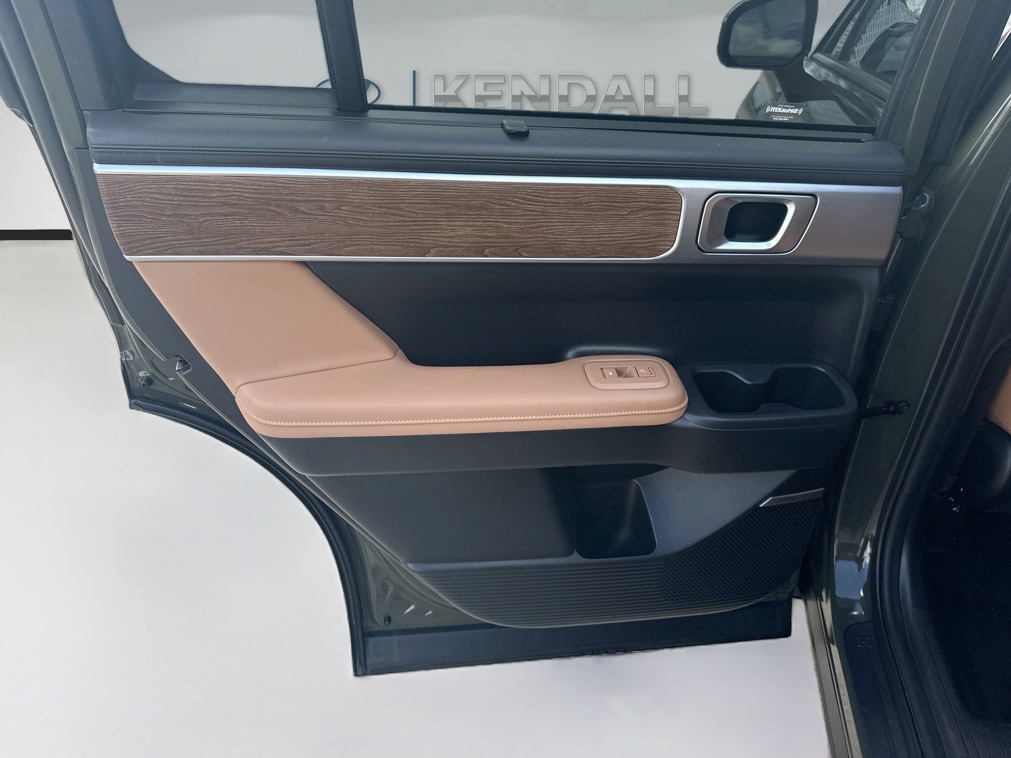 Used 2024 Rockwood Green Hyundai Limited image 21