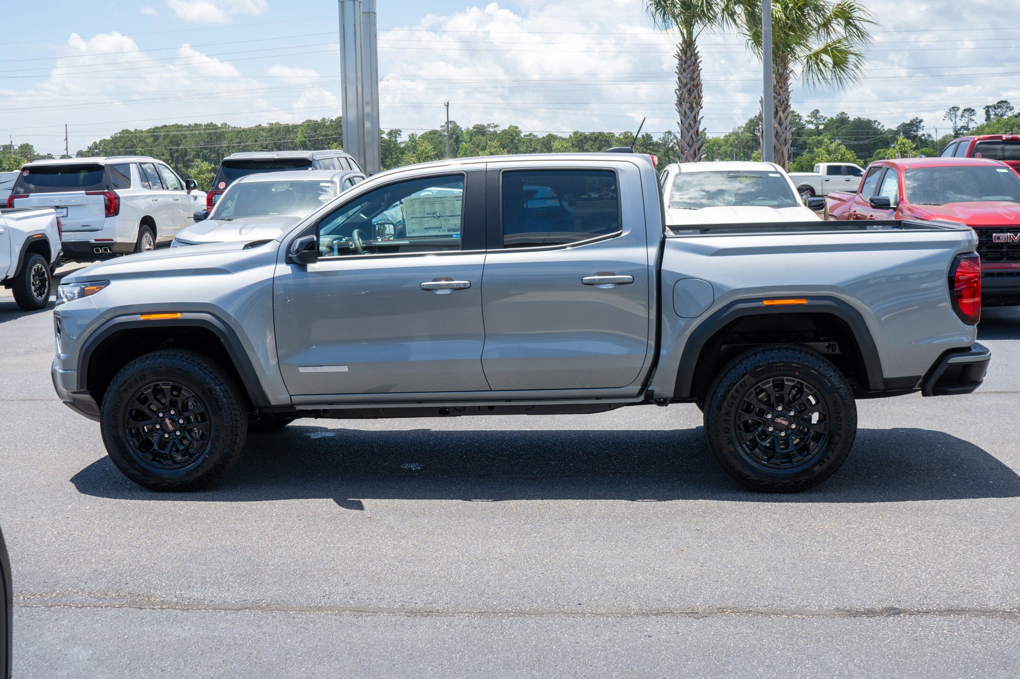 New 2026 Sterling Metallic GMC Elevation image 6