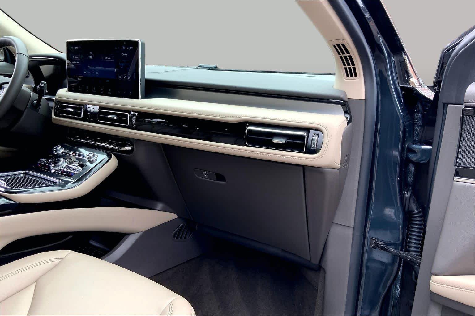 Used 2023 Flight Blue Lincoln Standard image 17