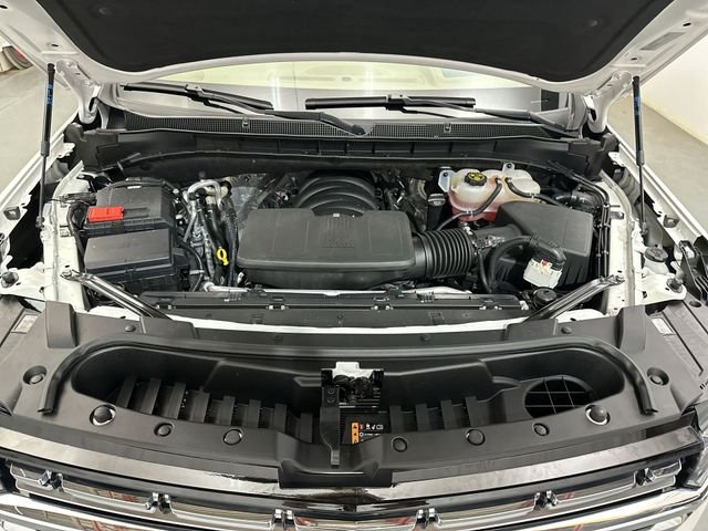 Used 2024 Beige Chevrolet Premier image 20