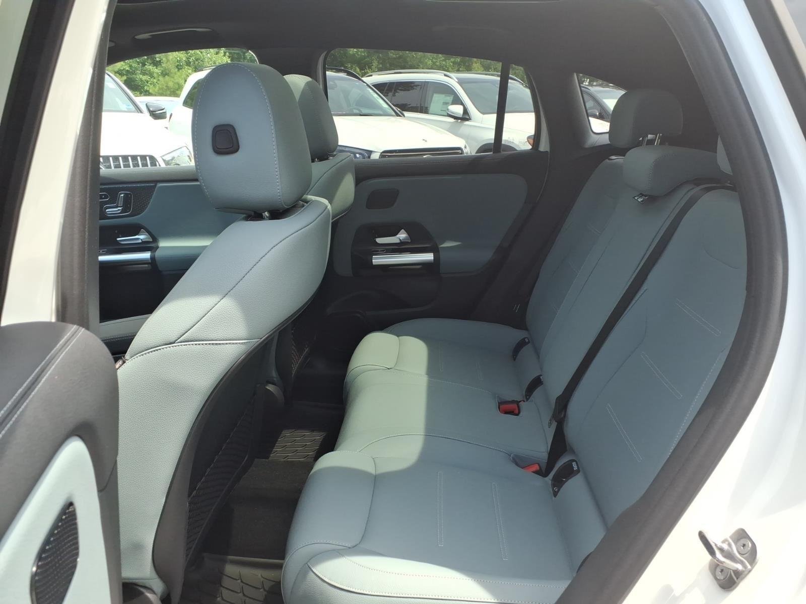 New 2026 Polar White Mercedes-Benz GLA 250 image 19