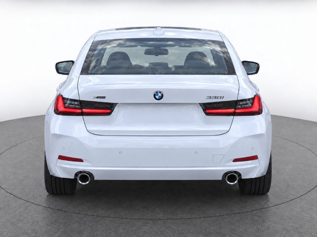 Used 2025 White BMW 330i xDrive image 5