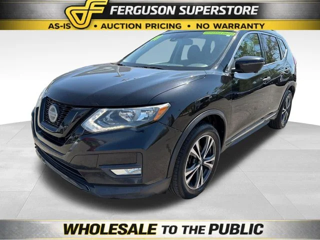 Used 2018 Black Nissan SL image 3