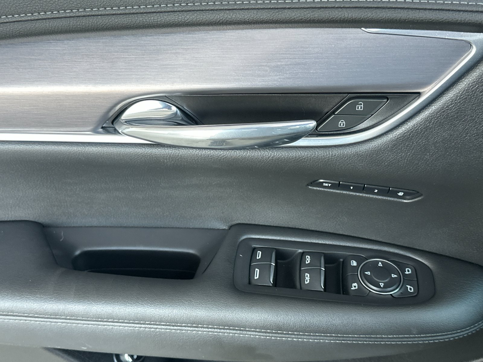 2023 Cadillac XT6 Luxury - Photo 11