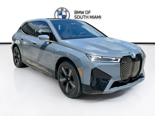 2024 BMW iX xDrive50's photo