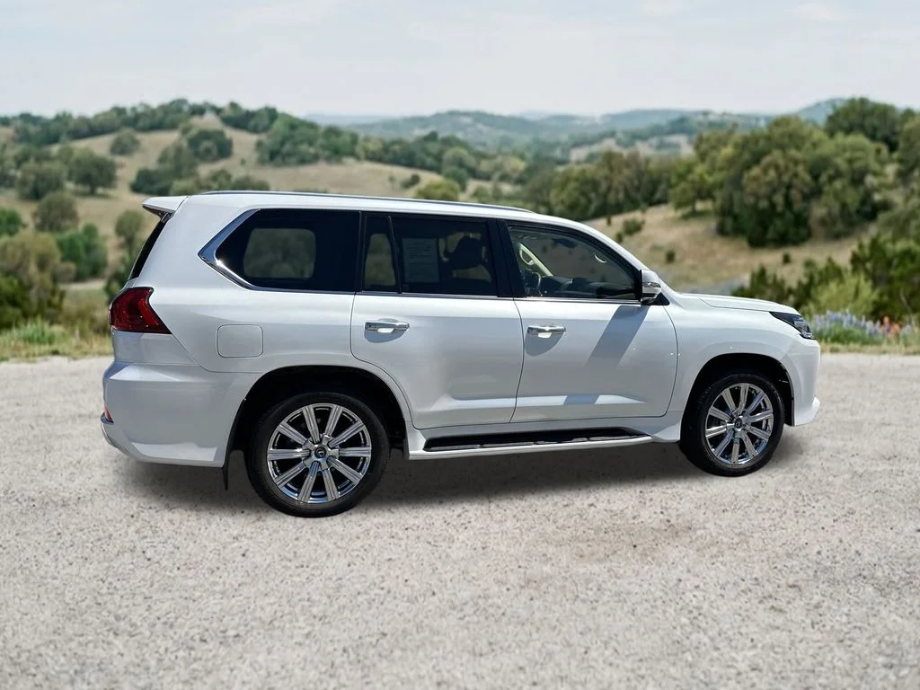 Used 2020 White Lexus 570 image 10