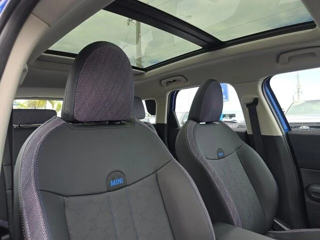 Used 2025 Blue MINI Cooper S ALL4 image 31