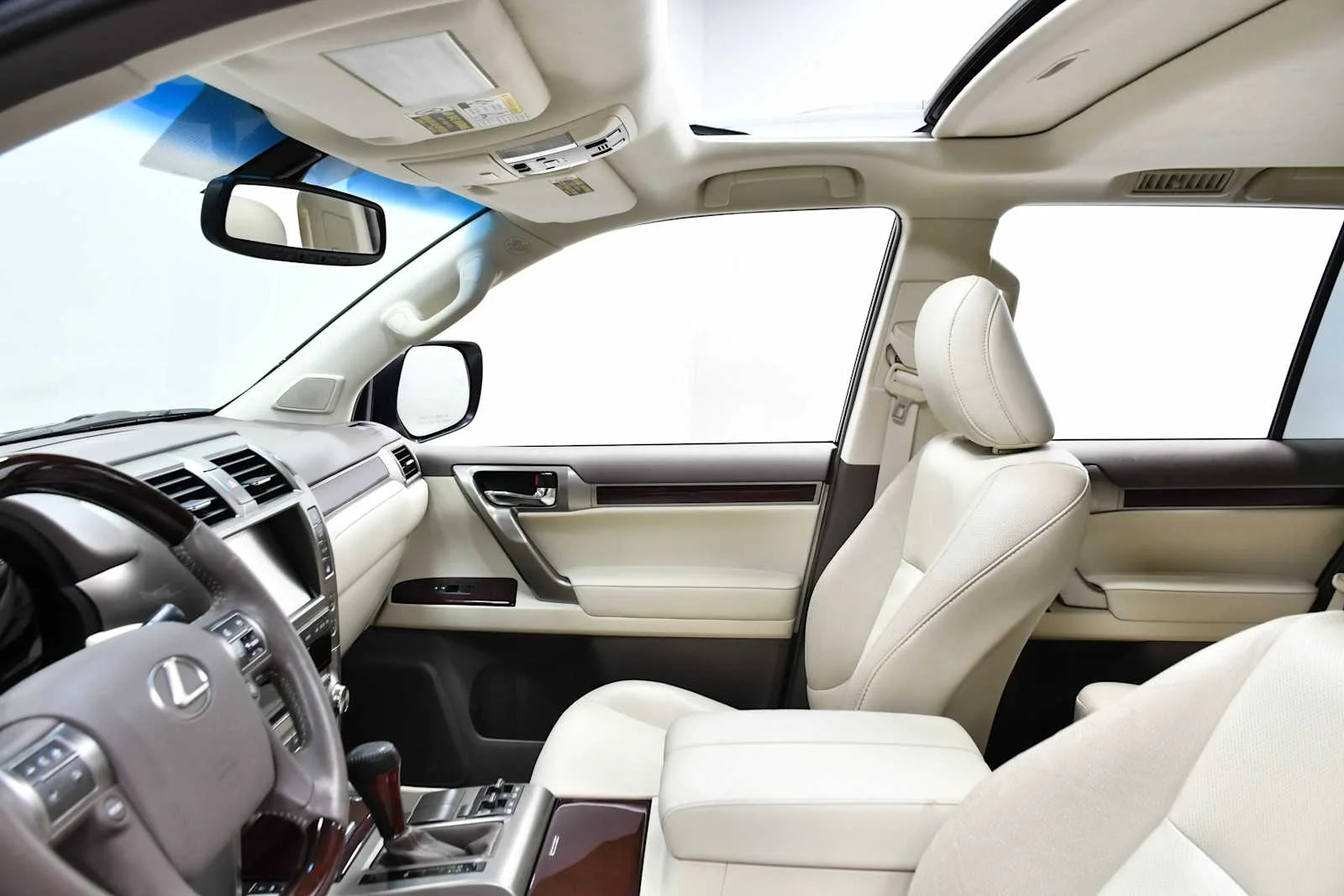 Used 2014 Tungsten Pearl Lexus  image 13