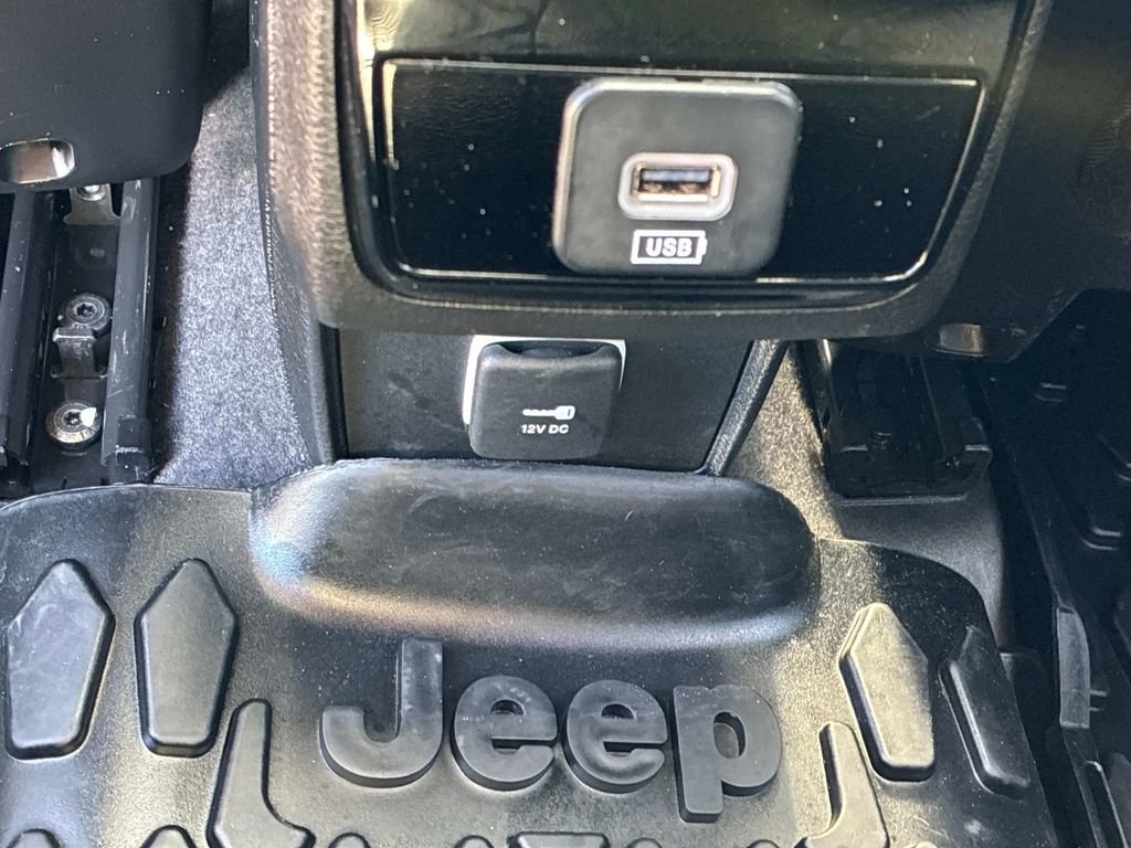 Used 2024 Gray Jeep Limited image 16