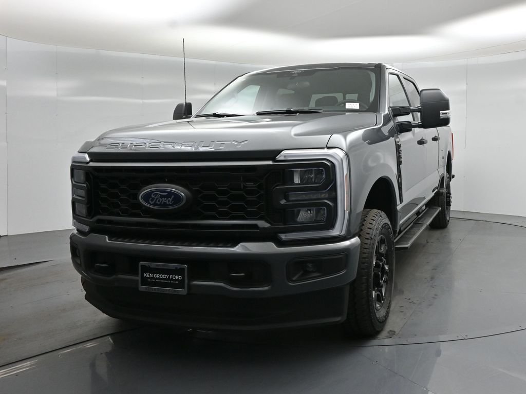 New 2026 Carbonized Gray Metallic Ford XL image 49