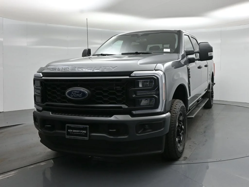 New 2026 Gray Ford XL image 49