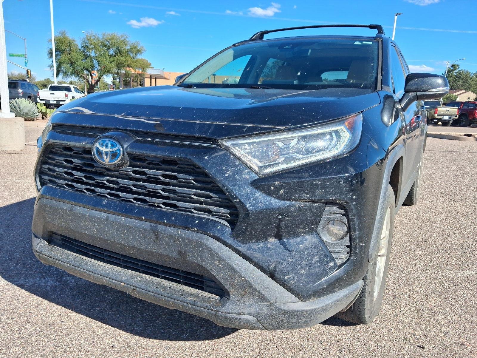 Used 2021 Midnight Black Metallic Toyota XLE image 10