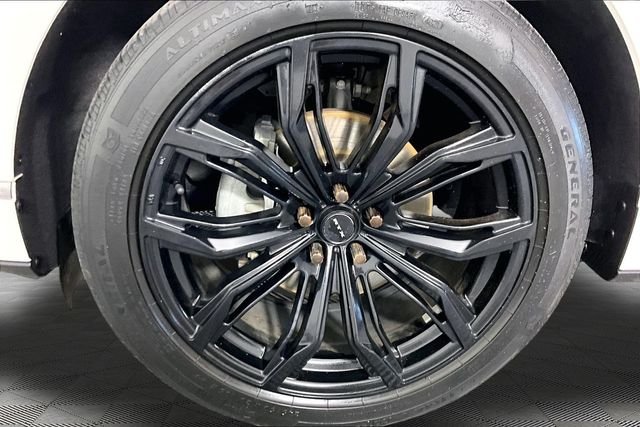 Used 2020 White Ford Titanium image 31