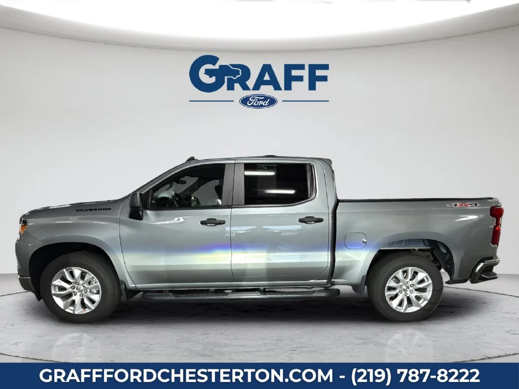 Used 2024 Gray Chevrolet Custom image 11