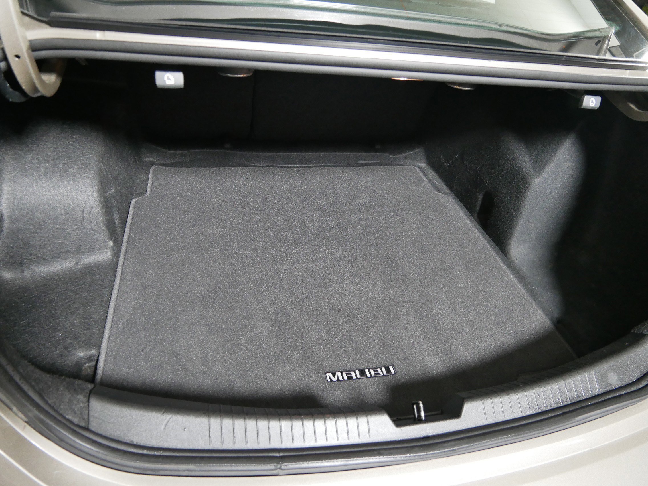 2022 Chevrolet Malibu Premier - Photo 18