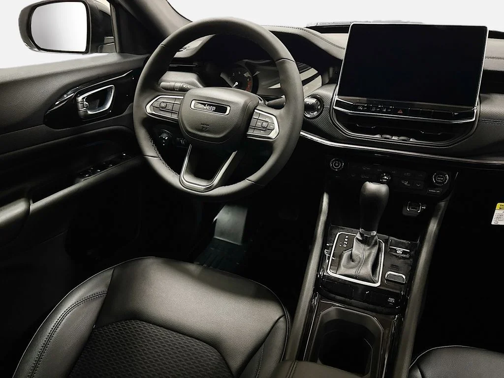 New 2026 Silver Jeep Latitude image 7