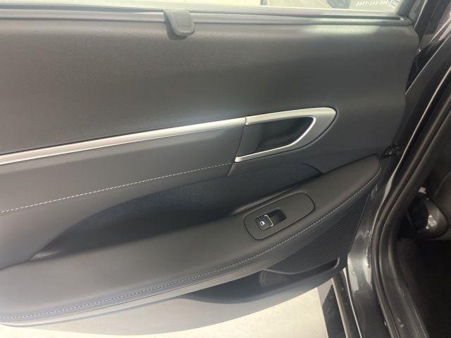 2025 Hyundai Sonata Hybrid Limited - Photo 28