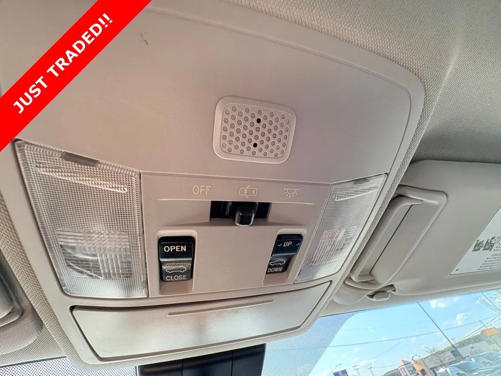 Used 2018 Red Toyota XLE image 26