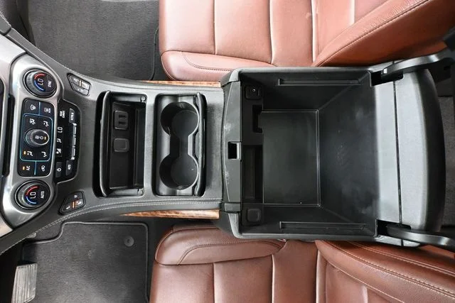 Used 2019 Beige Chevrolet Premier image 40