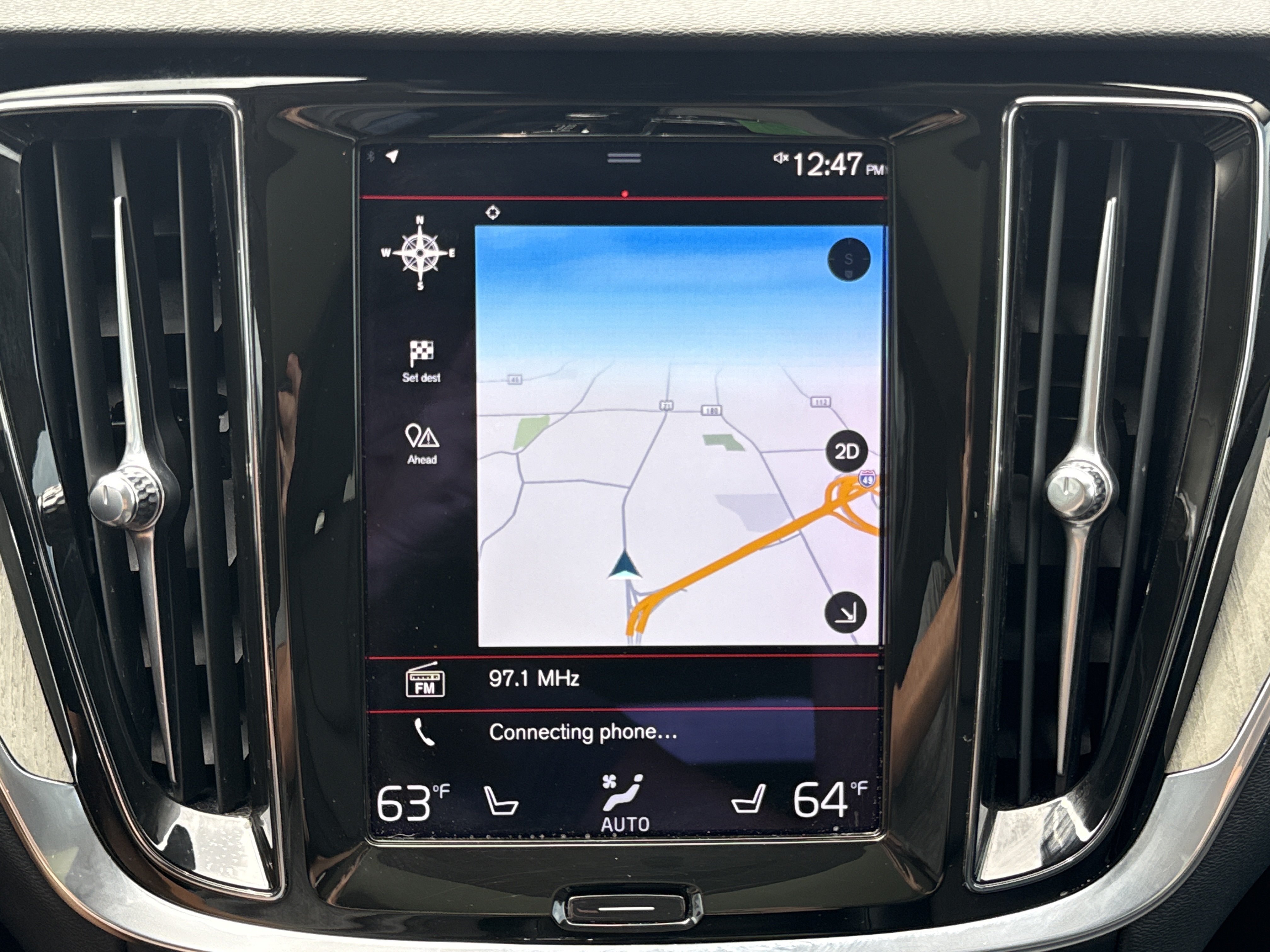 Used 2021 Ice White Volvo AWD image 8