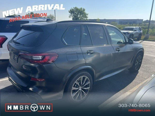 Used 2021  BMW M50i image 4
