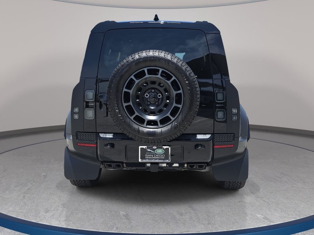 New 2026 Narvik Black Land Rover OCTA Black image 6