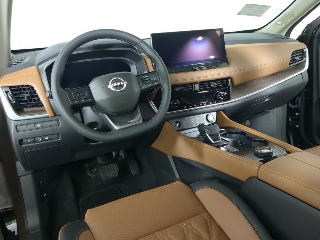 New 2026 Super Black Nissan Platinum image 16