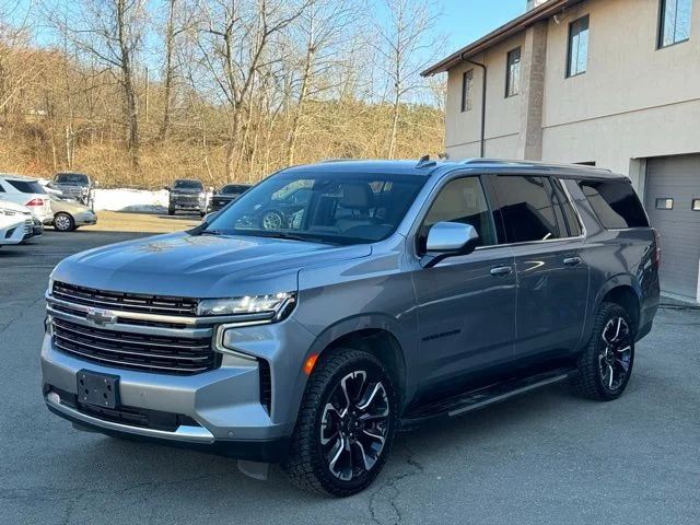 2022 Chevrolet Suburban LT