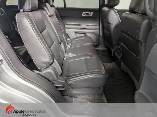 Used 2011 Silver Ford XLT image 44