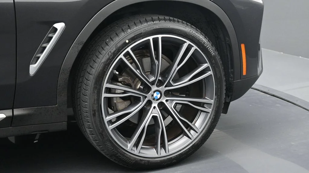 Certified Used 2024 Gray BMW sDrive30i image 6
