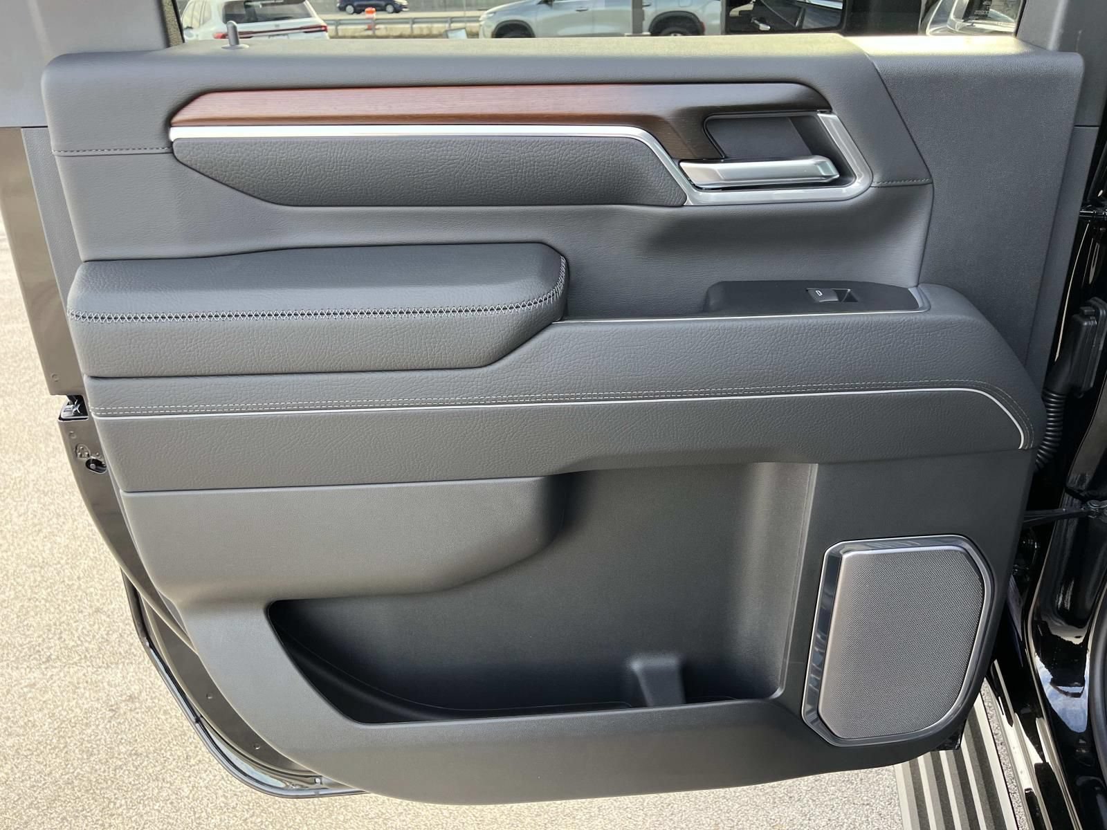 2026 GMC Sierra 2500HD Denali - Photo 18