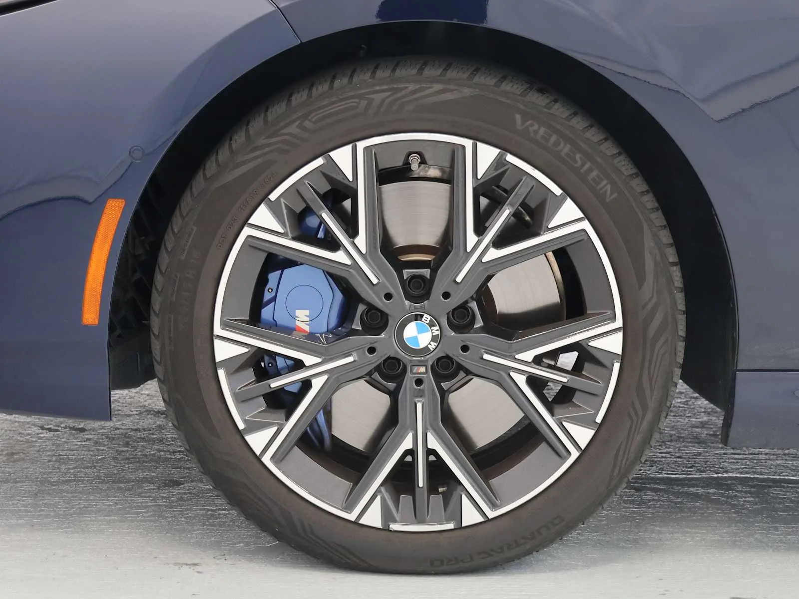 Certified Used 2025 Tanzanite Blue II Metallic BMW M235 xDrive image 11