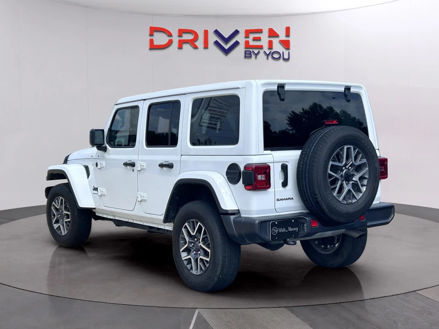 Used 2025 Bright White Clearcoat Jeep Sahara image 3