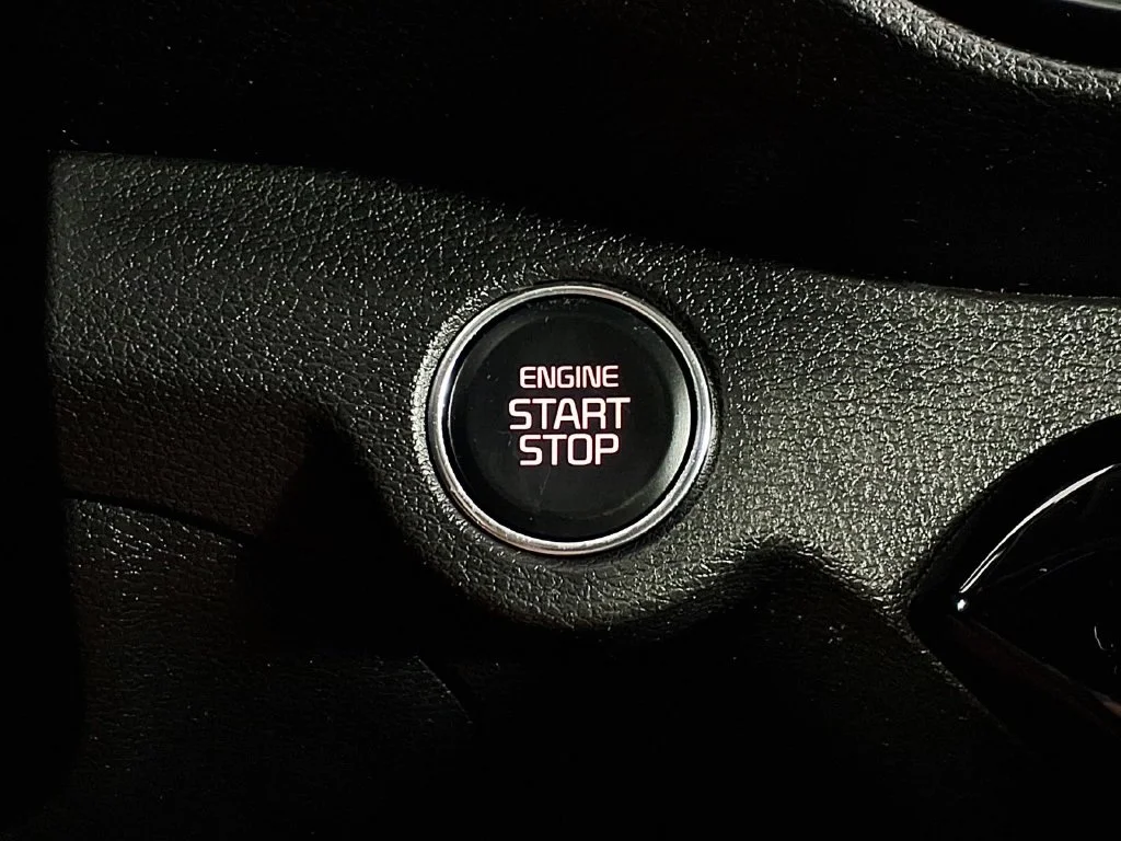 Used 2021 Black Kia EX image 17