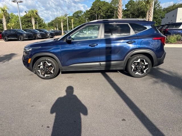 Used 2024 Blue Kia EX image 8