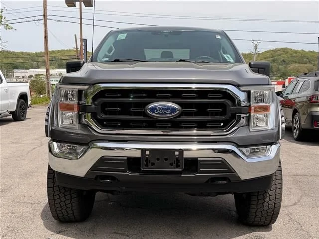 Used 2022  Ford XLT image 10