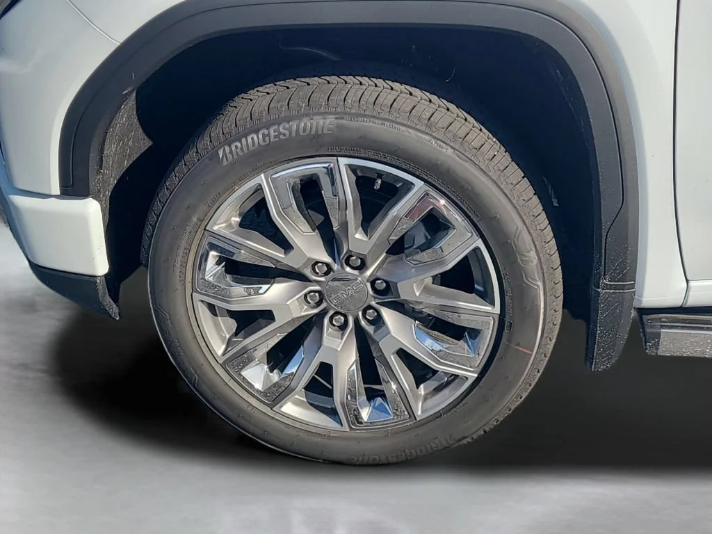 New 2026 Glacier White Tricoat GMC Denali image 23
