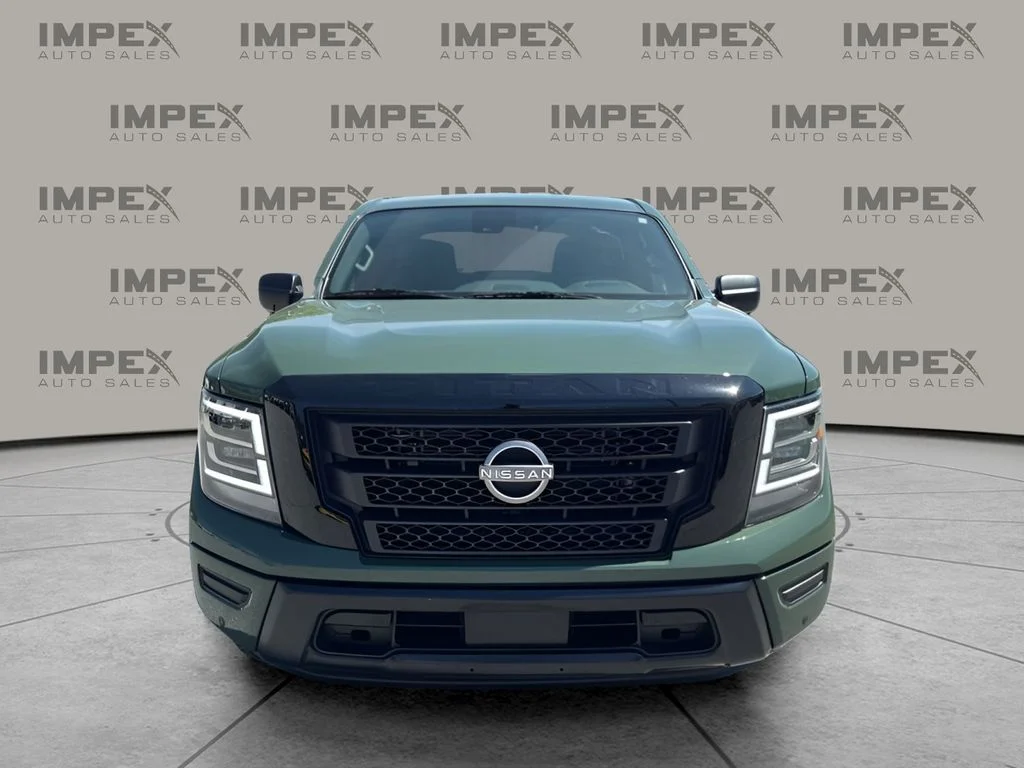 Used 2024 Green Nissan SV image 8