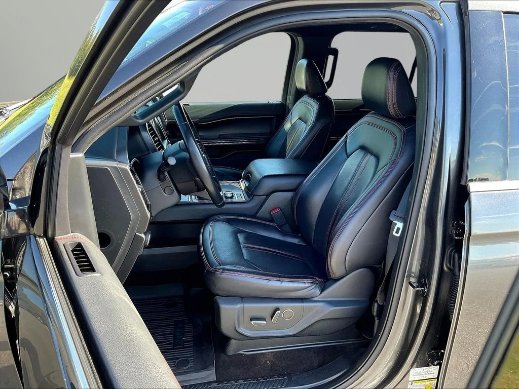 Used 2021 Magnetic Ford Limited image 24