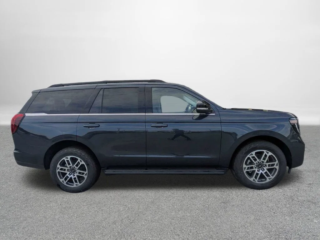 New 2026 Stone Blue Metallic Ford Active image 2