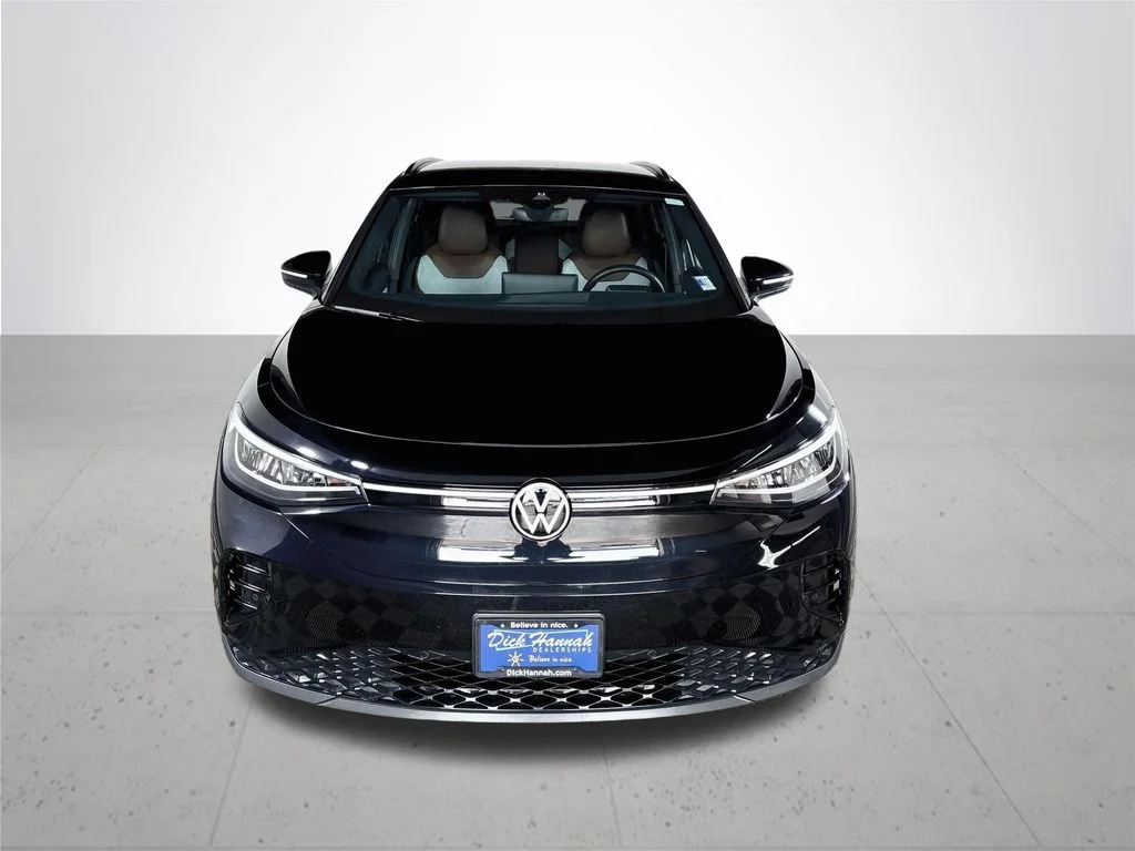 Certified Used 2025 Black Volkswagen Pro image 4
