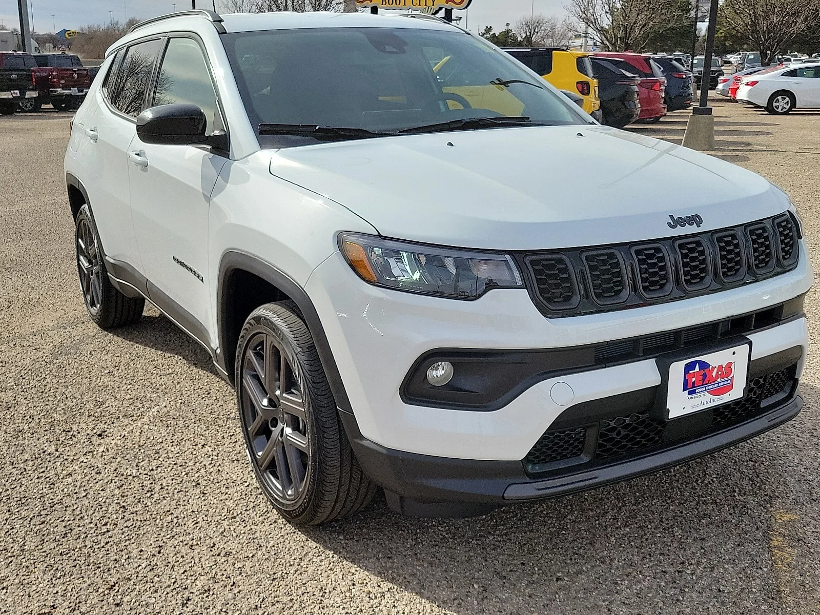 New 2026 PW7 Bright Whit Jeep LATITUDE ALTITUDE 4X4 image 6