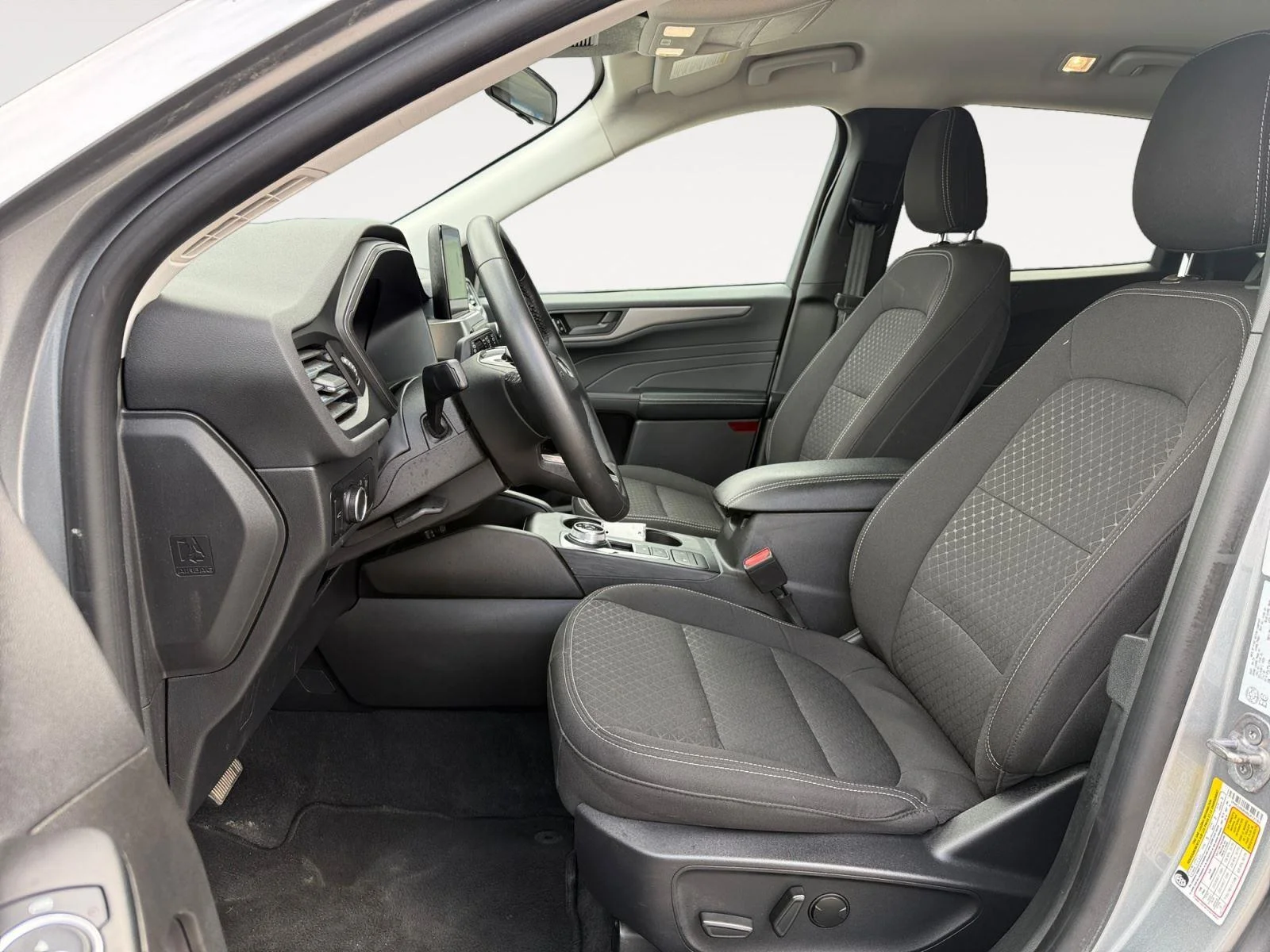 Used 2024 Iconic Silver Ford Active image 10